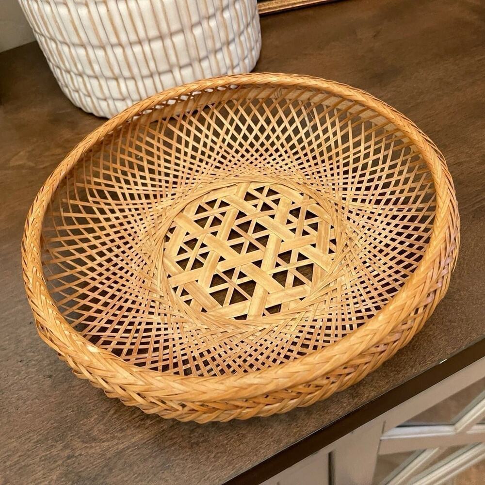 Vintage weaved basket boho 9-1/2”